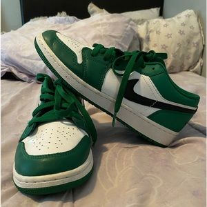 Jordan 1 Low Pine Green